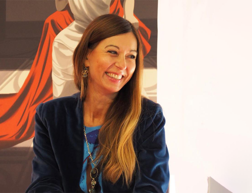 Tornano le LEZIONI DI STORIA al Teatro Donizetti: primo appuntamento con Laura Pepe e “L’Atene di Pericle”